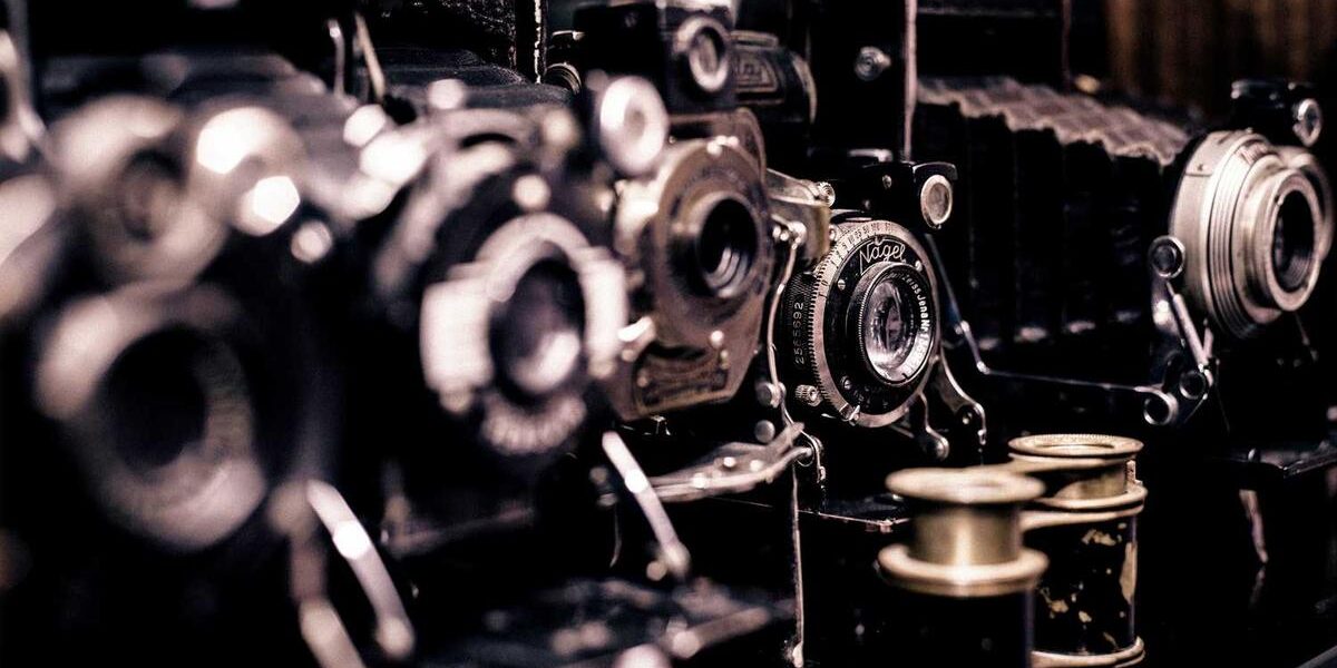 Aircraft Hangar: Nearby Listings